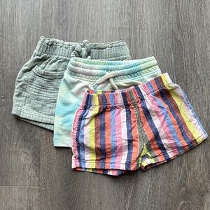 Set of 3 baby girl shorts Size 6 months